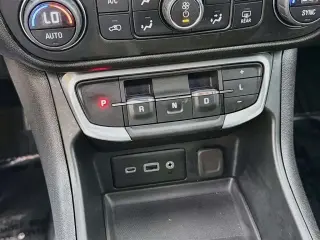 GMC Terrain 2022 4x4 SLE 4p SUV
