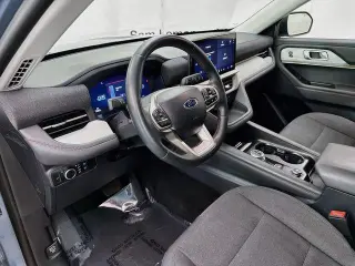Ford Explorer 2025 AWD Active 4dr SUV