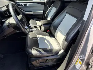 Ford Explorer 2023 XLT 4p SUV