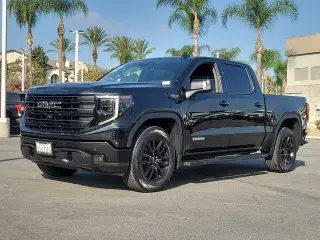 GMC Sierra 1500 2024 4x2 Elevation 4p. Cabina Crew de 5.8 pies de caja trasera