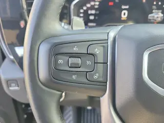 GMC Sierra 1500 2024 4x2 Elevation 4p. Cabina Crew de 5.8 pies de caja trasera
