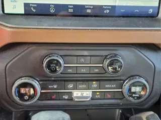 Ford Bronco 2024 4x4 Outer Banks 4p SUV