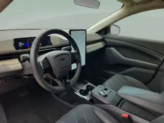 Ford Mustang Mach-E 2024 AWD Select 4dr SUV