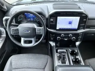Ford F-150 2023 4x4 XLT 4p SuperCrew 5.5 ft. SB