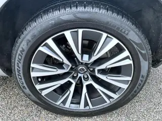 Volvo XC90 2021 AWD T5 Momentum 4dr SUV