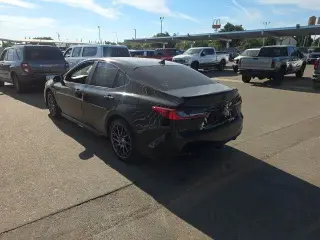 Toyota Camry 2025 SE 4p Sedan