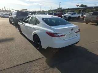 Toyota Camry 2026 SE 4p Sedan