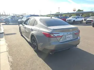 Toyota Camry 2025 SE 4p Sedan