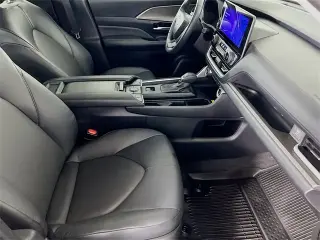 Toyota Grand Highlander 2024 XLE 4p SUV