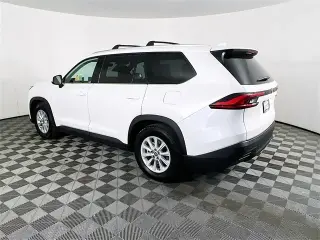 Toyota Grand Highlander 2024 XLE 4p SUV
