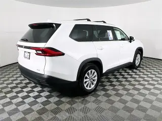 Toyota Grand Highlander 2024 XLE 4p SUV