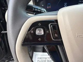 Lincoln Corsair 2023 AWD Standard 4p SUV