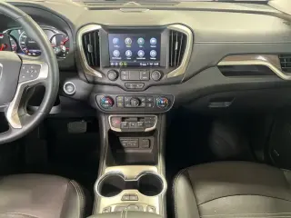 GMC Terrain 2024 AWD Denali 4p SUV
