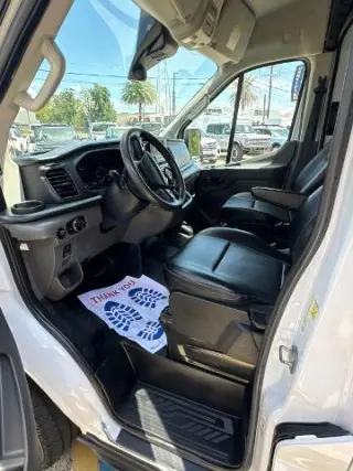 Ford Transit 2024 250 3dr LWB Medio Techo Bajo Camioneta de Carga