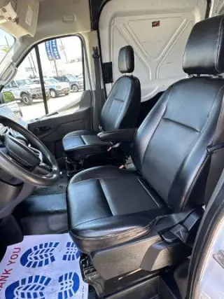 Ford Transit 2024 250 3dr LWB Medio Techo Bajo Camioneta de Carga