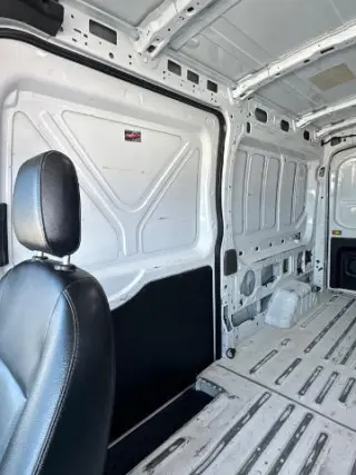Ford Transit 2024 250 3dr LWB Medio Techo Bajo Camioneta de Carga