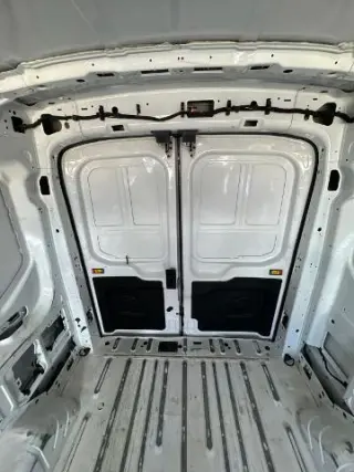 Ford Transit 2024 250 3dr LWB Medio Techo Bajo Camioneta de Carga