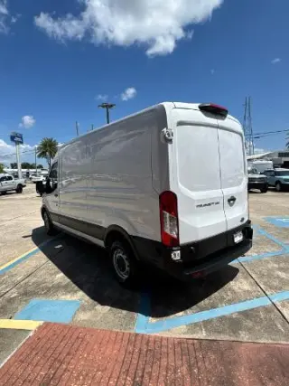 Ford Transit 2024 250 3dr LWB Medio Techo Bajo Camioneta de Carga
