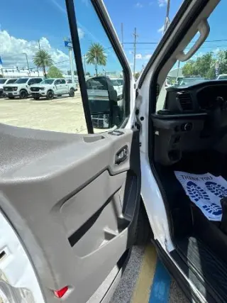 Ford Transit 2024 250 3dr LWB Medio Techo Bajo Camioneta de Carga