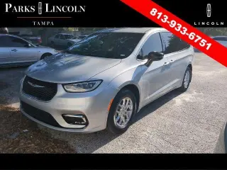 Chrysler Pacifica 2024 Touring L 4p Minivan