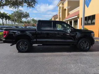 Ford F-150 2023 4x4 XLT 4p SuperCrew 6.5 ft. SB