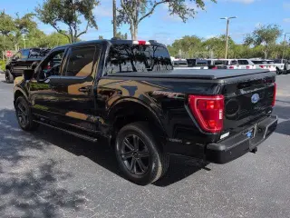 Ford F-150 2023 4x4 XLT 4p SuperCrew 6.5 ft. SB