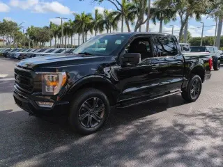 Ford F-150 2023 4x4 XLT 4p SuperCrew 6.5 ft. SB