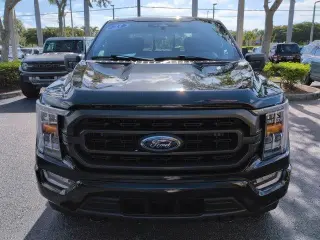 Ford F-150 2023 4x4 XLT 4p SuperCrew 6.5 ft. SB