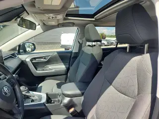 Toyota RAV4 2024 AWD XLE 4dr SUV