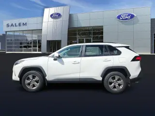 Toyota RAV4 2024 AWD XLE 4dr SUV