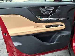 Lincoln Corsair 2023 AWD Reserve 4p SUV