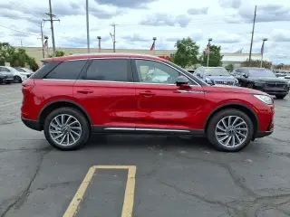 Lincoln Corsair 2023 AWD Reserve 4p SUV