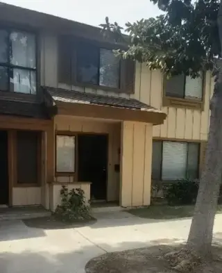 SOUTH GATE  HERMOSA CASA