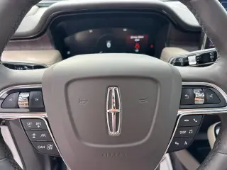 Lincoln Nautilus 2023 AWD Reserve 4p SUV