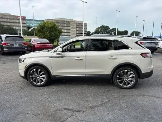 Lincoln Nautilus 2023 AWD Reserve 4p SUV