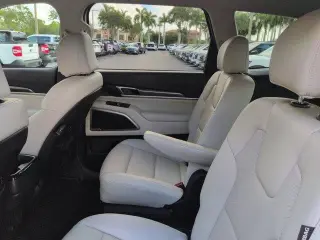 Kia Telluride 2025 S 4p SUV