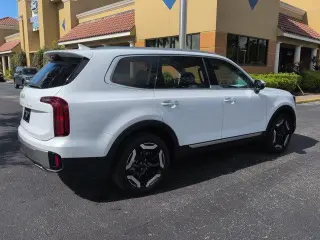 Kia Telluride 2025 S 4p SUV
