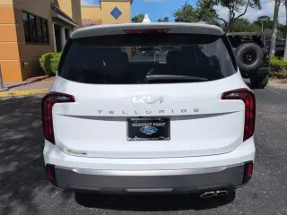 Kia Telluride 2025 S 4p SUV