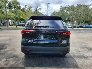Toyota Grand Highlander 2024 AWD XLE 4p SUV