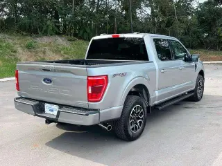 Ford F-150 2023 4x4 XLT 4dr SuperCrew 5.5 ft. SB