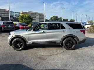 Ford Explorer 2024 AWD Timberline 4p SUV