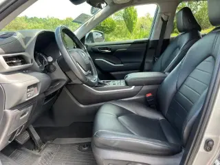Toyota Highlander 2022 AWD XLE 4p SUV