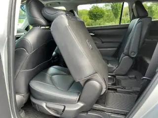 Toyota Highlander 2022 AWD XLE 4p SUV
