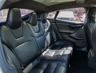 Tesla Model S 2018 AWD 75D 4p Liftback