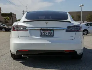 Tesla Model S 2018 AWD 75D 4p Liftback