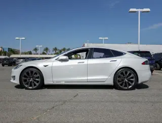 Tesla Model S 2018 AWD 75D 4p Liftback