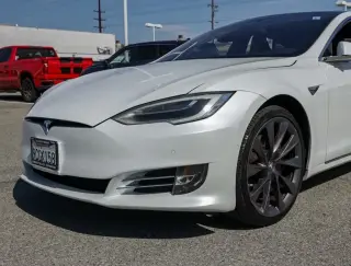 Tesla Model S 2018 AWD 75D 4p Liftback