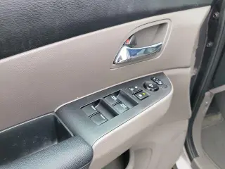 Honda Odyssey 2016 SE 4dr Mini-Van