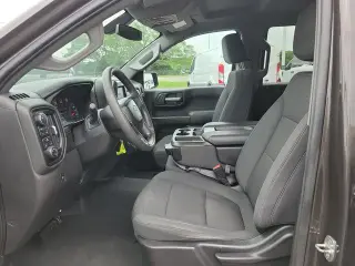 Chevrolet Silverado 1500 2021 4x4 Custom 4dr Crew Cab 5.8 ft. SB