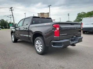 Chevrolet Silverado 1500 2021 4x4 Custom 4dr Crew Cab 5.8 ft. SB